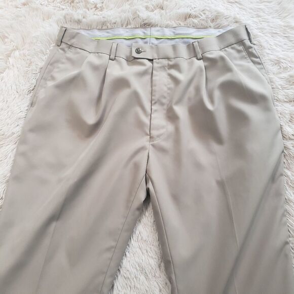 louis Raphael Khaki golf pants size 40x32 - Picture 3 of 9